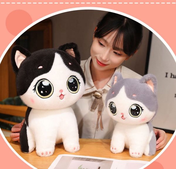 かわいい猫のぬいぐるみ お座り 小さな子猫 安心感を与える おもちゃ ギフト ベッドルーム インテリア - 画像 (8)