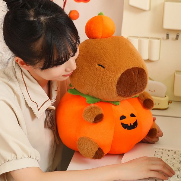 可愛いカピバラのぬいぐるみ ハロウィン南瓜デコレーション おしゃれなインテリア 子供向け おもちゃ - 画像 (6)